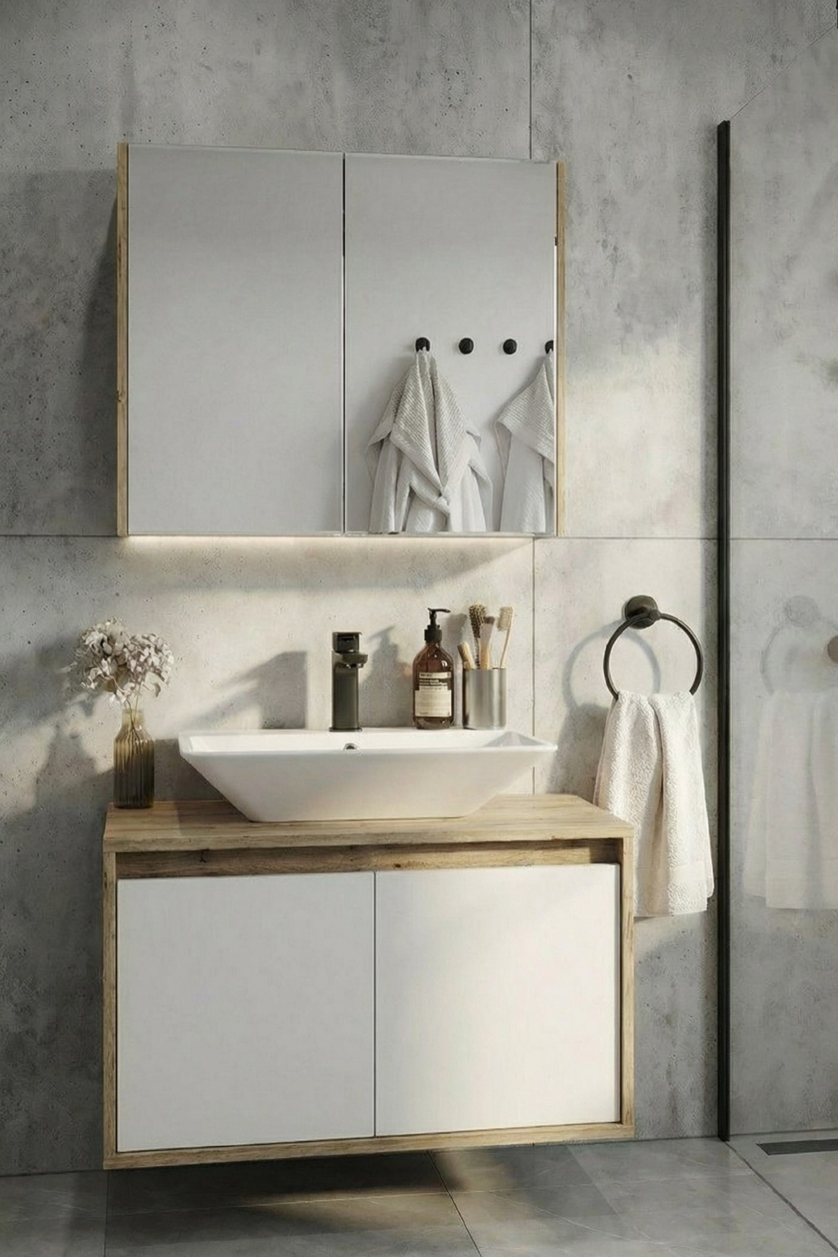 85 cm mat beyaz MDF asma banyo dolabı, 2 kapaklı alt dolap ve aynalı üst dolap seti.